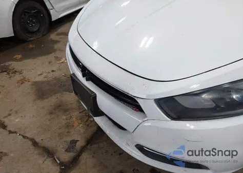 2015 Dodge Dart Sxt z USA, uszkodzony, nr VIN 1C3CDFBB1FD431827